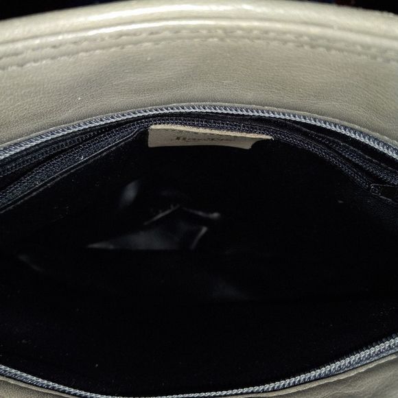 Vintage Lisette Shoulder Bag - Picture 9 of 12